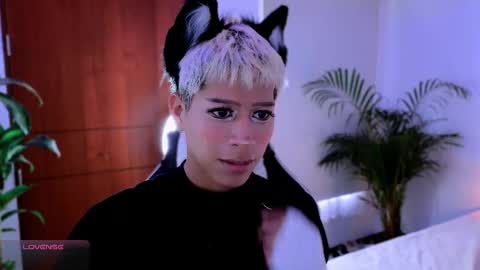 taichi online show from October 7, 2025, 9:34 pm