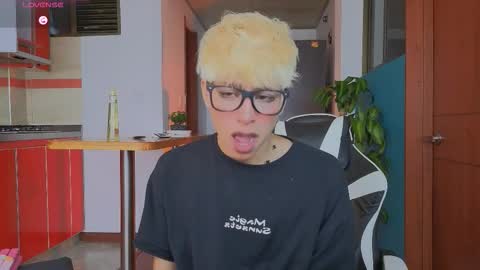 taichi online show from February 15, 2026, 3:20 pm