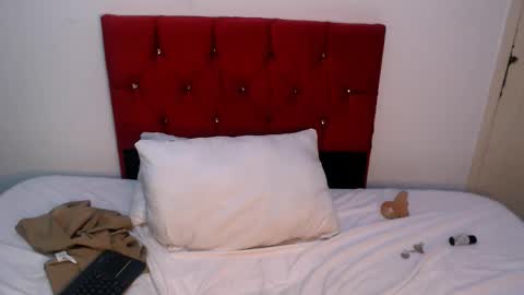 Snapshot of tainara_ebonny chatting on November 7, 2025, 7:19 am Tainara online show from November 7, 2025, 7:19 am