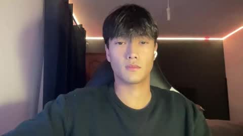 Snapshot of taiob283 chatting on October 30, 2025, 5:13 pm Ben online show from October 30, 2025, 5:13 pm