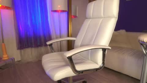 Margo online show from February 20, 2025, 3:41 pm