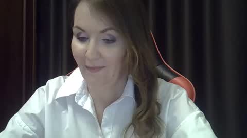 Snapshot of taisialucky77 chatting on October 21, 2025, 5:24 pm taisialucky77 online show from October 21, 2025, 5:24 pm