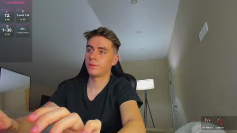 Snapshot of taisonbrownx chatting on December 28, 2024, 10:23 pm Taison online show from December 28, 2024, 10:23 pm