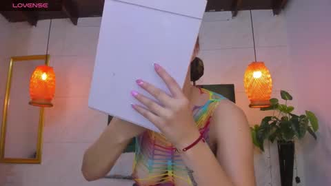 Taissa online show from September 14, 2025, 11:20 am