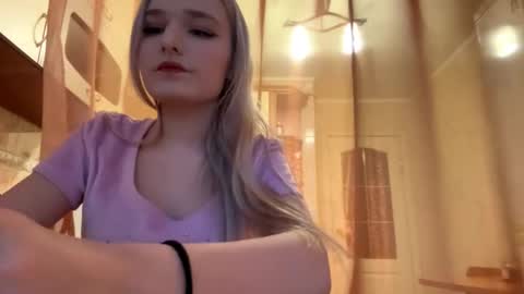 Snapshot of taitebinner chatting on February 1, 2026, 1:42 pm Mia online show from February 1, 2026, 1:42 pm