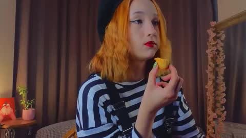 Snapshot of taiteedgington chatting on November 8, 2025, 2:34 am im Lally online show from November 8, 2025, 2:34 am