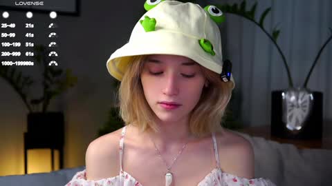 Mia online show from January 21, 2025, 6:11 am