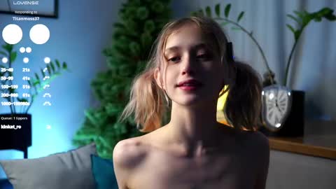 Mia online show from February 18, 2025, 8:27 am