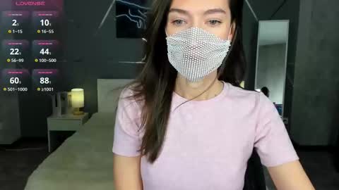 Sasha online show from December 15, 2025, 1:32 am