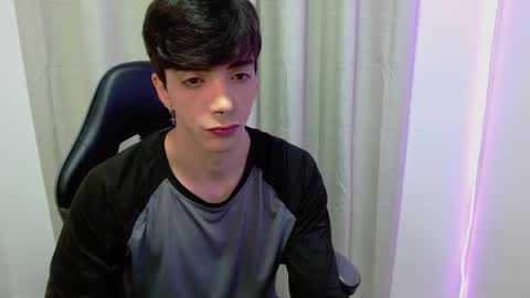 takeru___ online show from October 1, 2025, 8:53 am