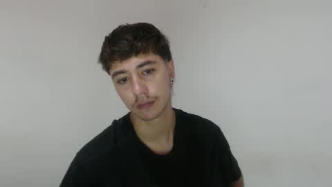 Snapshot of talhi_ chatting on May 17, 2026, 11:45 pm talhi_ online show from May 17, 2026, 11:45 pm