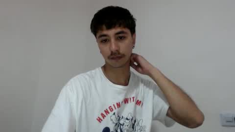 Snapshot of talhi_ chatting on May 28, 2026, 5:49 am talhi_ online show from May 28, 2026, 5:49 am