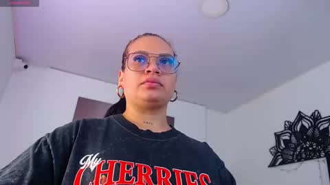 Snapshot of taliana36 chatting on October 21, 2025, 12:17 pm taliana36 online show from October 21, 2025, 12:17 pm