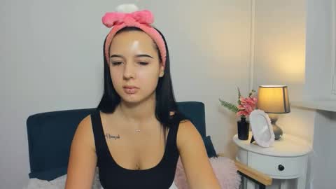 taliasensitive online show from October 16, 2025, 7:09 am