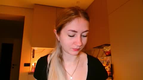 Snapshot of taliiyafiredream chatting on February 2, 2026, 6:23 am Kira online show from February 2, 2026, 6:23 am