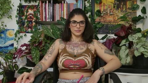 Tali Majid online show from April 3, 2026, 10:52 pm