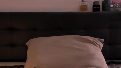 Snapshot of talkinghead7 chatting on February 26, 2026, 7:13 pm Colin online show from February 26, 2026, 7:13 pm