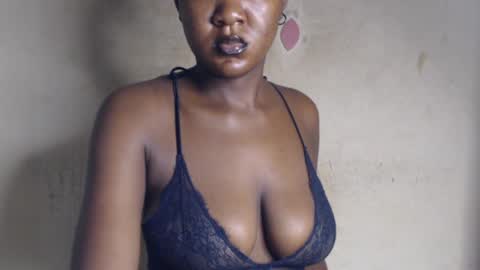 tall_choco online show from June 15, 2026, 8:27 am