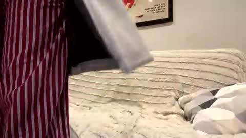 Snapshot of tallmanplaytime chatting on July 9, 2026, 7:12 am Tall Bored Horny - Cumshot online show from July 9, 2026, 7:12 am