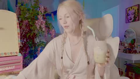 Snapshot of talulaa chatting on April 19, 2026, 5:12 pm Talula - OF talulaa online show from April 19, 2026, 5:12 pm