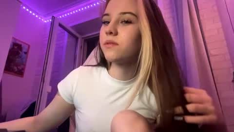 Kelly online show from May 9, 2026, 5:07 pm