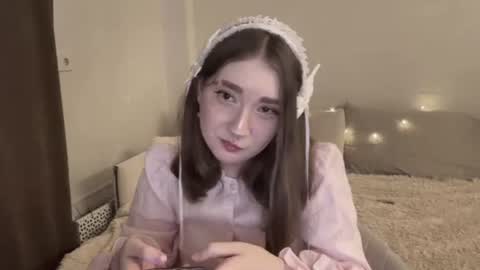 Lola online show from July 13, 2026, 11:57 am