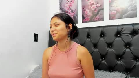 Hi im sara online show from June 29, 2026, 1:00 pm