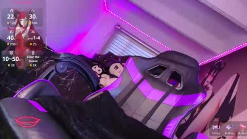 Snapshot of tamara_gyal chatting on November 12, 2025, 6:08 pm Tamara --- online show from November 12, 2025, 6:08 pm