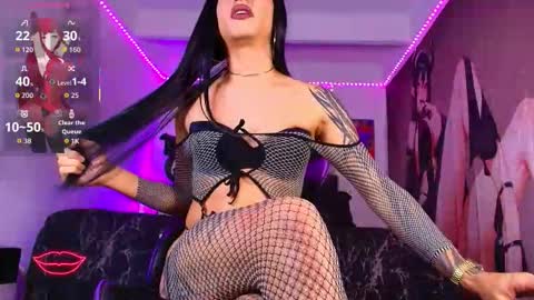 Snapshot of tamara_gyal chatting on November 14, 2025, 9:52 am Tamara --- online show from November 14, 2025, 9:52 am