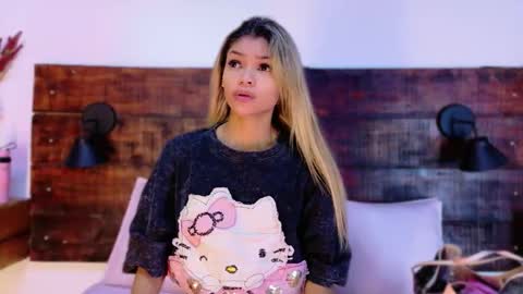 Snapshot of tamara_sanz1 chatting on February 24, 2026, 10:02 am online show from February 24, 2026, 10:02 am