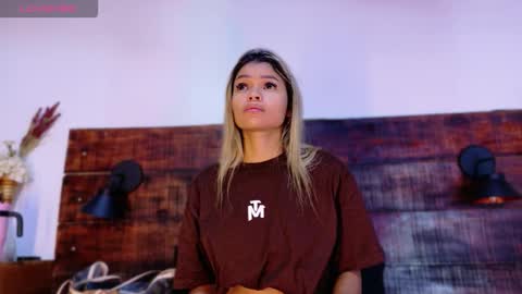 Snapshot of tamara_sanz1 chatting on February 28, 2026, 10:05 am online show from February 28, 2026, 10:05 am