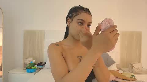 Snapshot of tamara_walter chatting on March 2, 2026, 3:19 pm Tamara online show from March 2, 2026, 3:19 pm