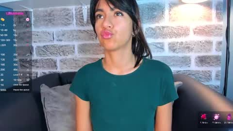 Tamy  online show from March 2, 2025, 3:59 pm