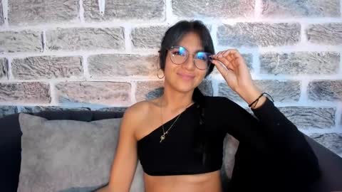 Tamy  online show from March 10, 2025, 6:56 pm