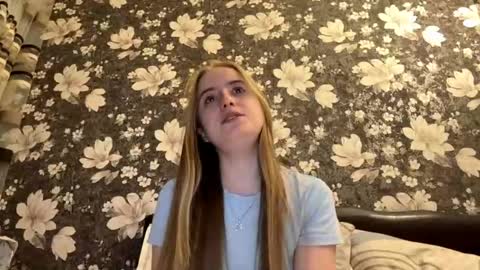 Karina online show from May 17, 2026, 6:26 pm