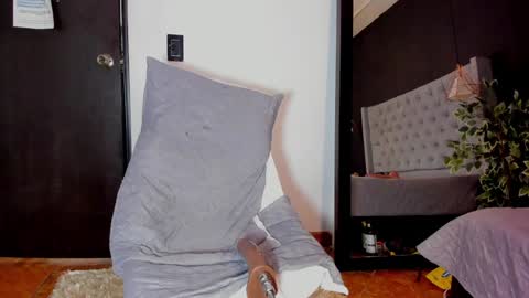   online show from January 7, 2025, 6:48 am