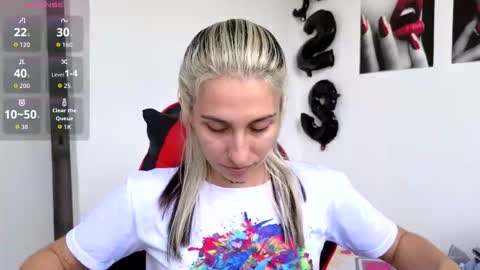 tammy  online show from October 27, 2025, 7:40 pm