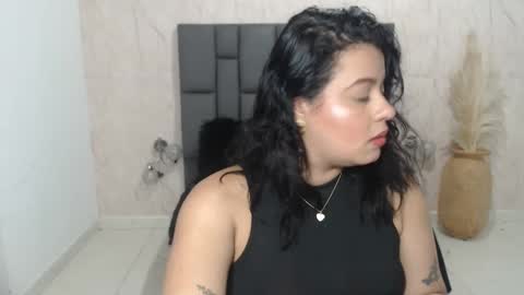 tammycooperr online show from January 11, 2025, 6:14 am