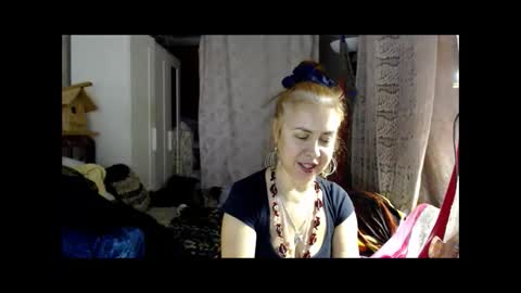 Snapshot of tanganiika chatting on December 8, 2024, 5:11 pm Milena online show from December 8, 2024, 5:11 pm