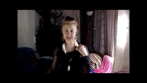 Snapshot of tanganiika chatting on January 17, 2025, 11:40 pm Milena online show from January 17, 2025, 11:40 pm