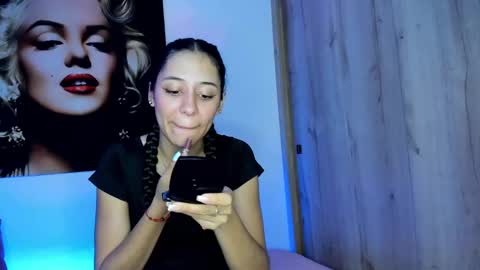 tania06 online show from October 5, 2025, 1:20 pm