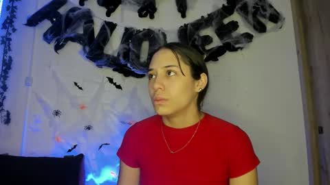 tania06 online show from November 3, 2025, 1:12 pm