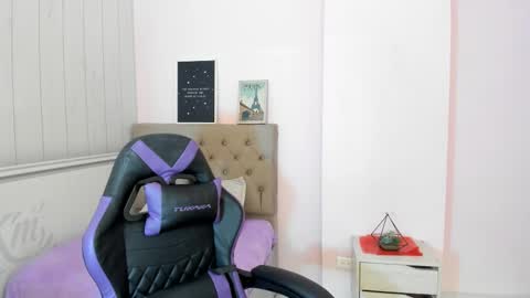 Tania  online show from October 31, 2025, 1:34 pm