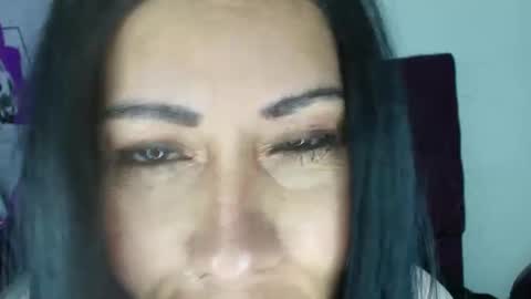 Snapshot of tania_mature chatting on April 21, 2026, 7:06 pm tania online show from April 21, 2026, 7:06 pm