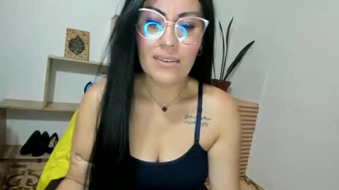 Snapshot of tania_mature chatting on May 29, 2026, 7:34 pm tania online show from May 29, 2026, 7:34 pm