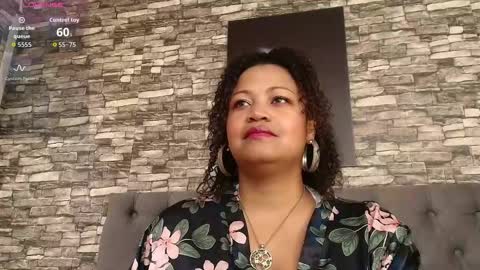 TaniaJhons online show from October 12, 2025, 3:00 pm