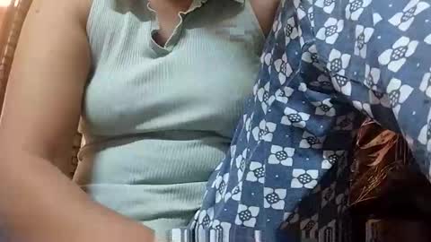 taniya_roy4628 online show from April 12, 2026, 1:54 am