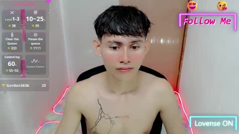 Snapshot of tanjiro_cute chatting on January 16, 2025, 2:09 am Andres online show from January 16, 2025, 2:09 am