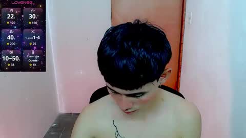 Snapshot of tanjiro_cute chatting on September 9, 2025, 10:04 am Andres online show from September 9, 2025, 10:04 am