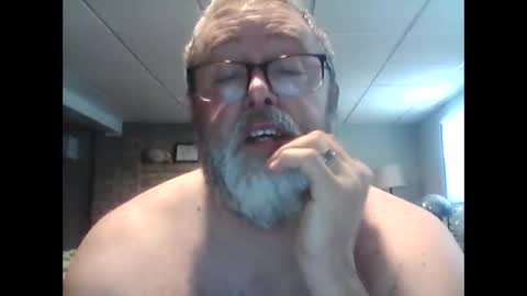 tank106 online show from March 21, 2026, 4:43 pm